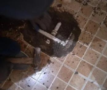 轮台卫生间漏水维修公司为您分享下卫生间渗水如何处理及注意事项